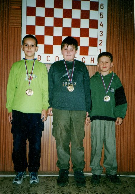 Trojica medailistov v kategórii do 14 rokov 29