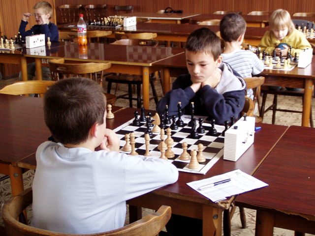 J.Šošovička - A.Kováč 1:0 v pozadí M.Šošovička - M.Michalková 1:0 73