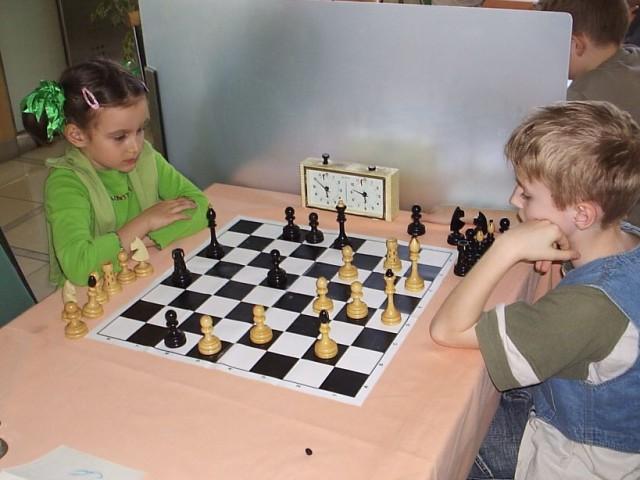 Tento turnaj bol šachovým debutom Aničky. Získala čestné dva body 17