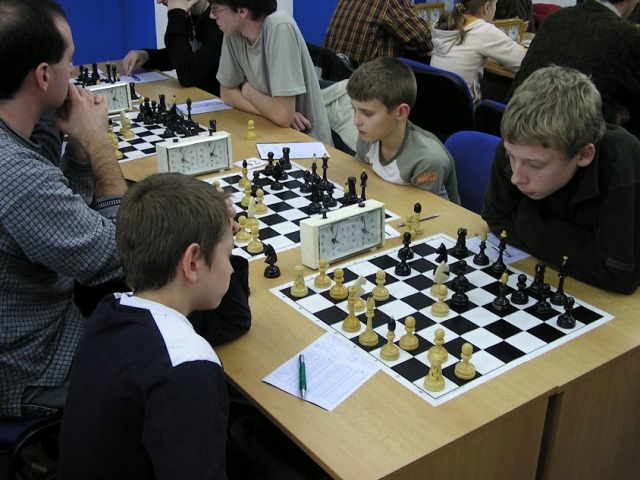 1.kolo: V.Šebo - D.Csiba 0:1 72