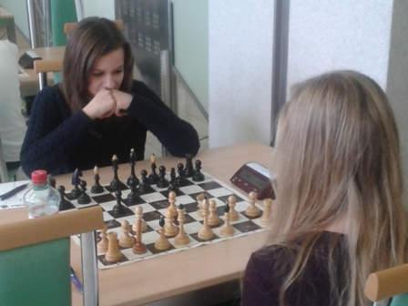 3.kolo: V.Ganzová - A.Vrtiaková 0:1 090