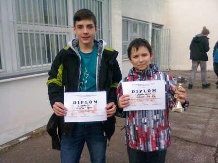 Po skončení turnaja však obdržali diplomy obaja. 142