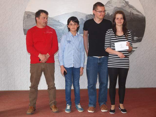 Blaváci - 2.miesto (FM R.Briestenský, FM S.Sahidi, P.Jančovič, A.Briestenská) 267