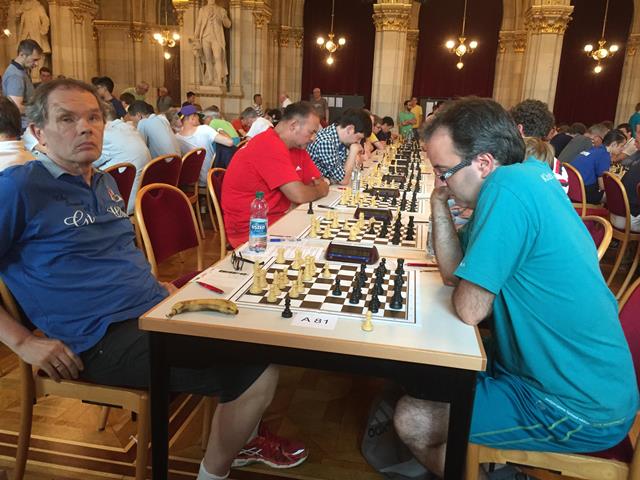 1.kolo: R.Sand - FM M.Roháček 0:1 Súper vo veľa veciach pripomínajúci Ivančuka bol prvou zvládnutou prekážkou. 332