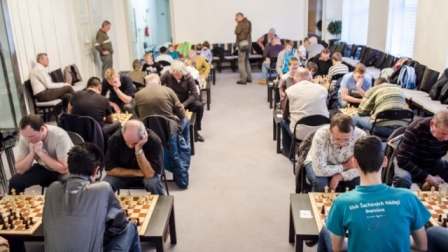 Pohľad do hracej miestnosti počas druhého kola 116