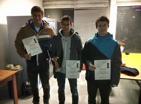 Víťazná trojica vrátane bronzového Peťa Macka 145