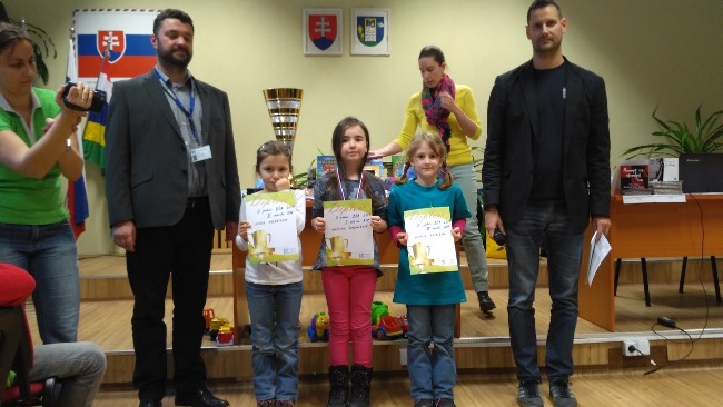 3.miesto Natálky v kategórii dievčat do 8 rokov 222