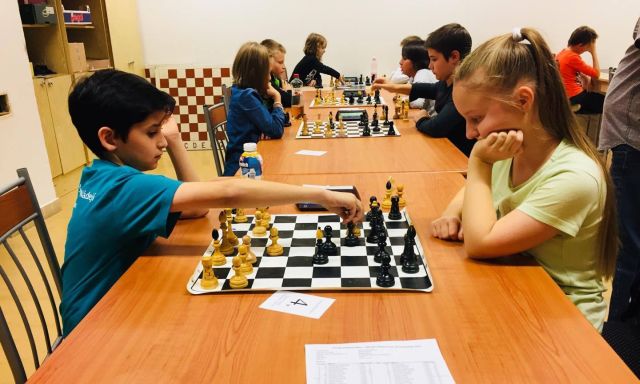 6.kolo: Sh.Sahidi - M.Smidová 1:0 Vo veľmi kvalitnej partii vybojoval pre seba bod Shabir 131