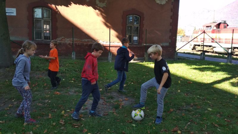 Počasie futbalistom počas turnaja prialo :) 067
