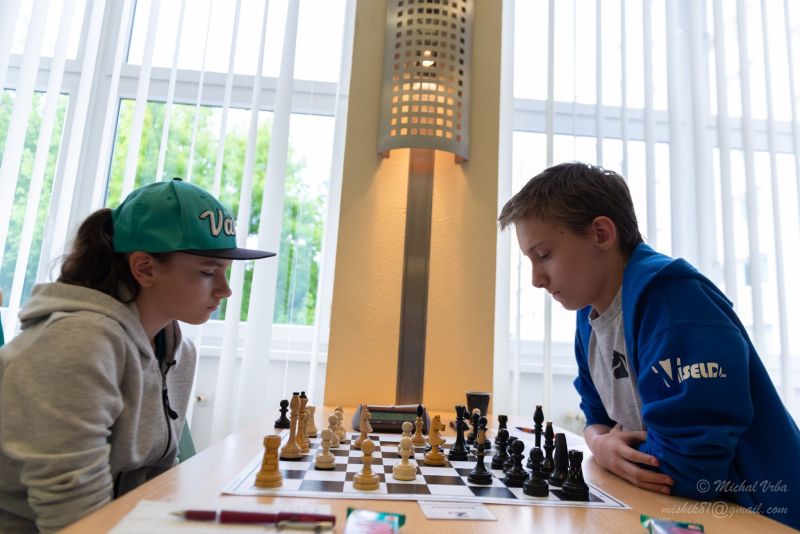 1.kolo: L.Strišková - K.Paluska 1:0 Dôležitý úvodný krok Lucky k ceste za celkovým víťazstvom (zdroj: FB konto BŠA) 634