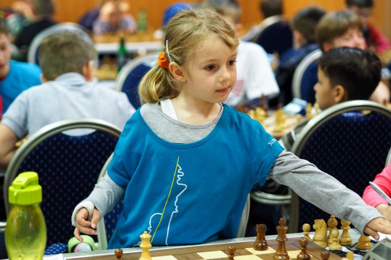 7.kolo: S.Saloková - M.Šúňová 1:0 Mišku všetko podstatné na MSR ešte iba čaká (zdroj: oficiálny web organizátora) 672