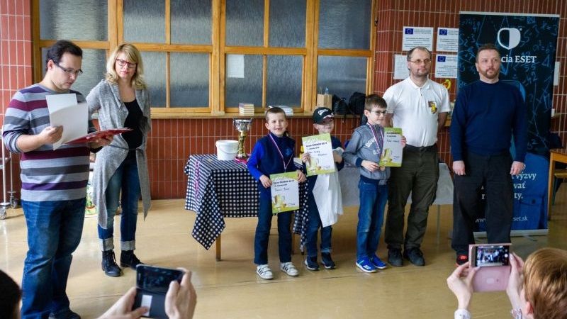 Trojica najúspešnejších hráčov kategórie CH08, vrátane zlatého Ryana (zdroj: FB konto BŠA) 705