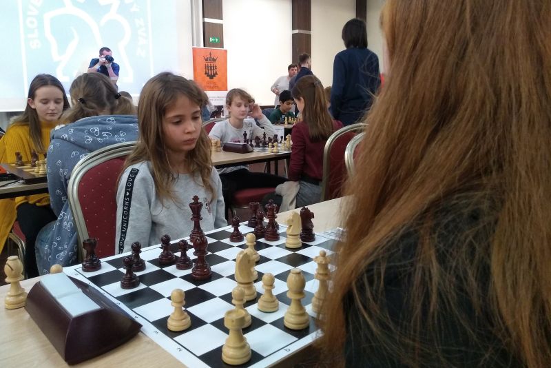 4.kolo: A.Agszerová - S.Valentová 1:0 Posledná prehra Sophinky v turnaji 192