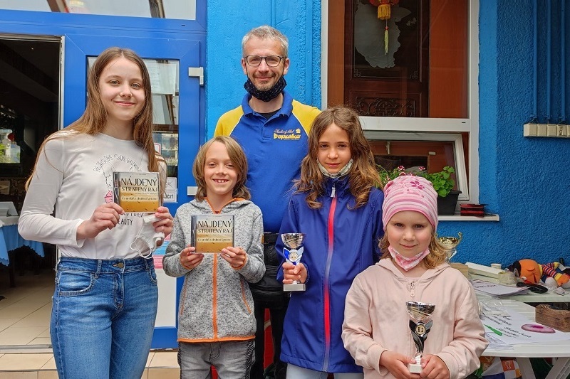 Sophinka medzi ocenenými účastníkmi (zdroj: FB konto BŠA) 367