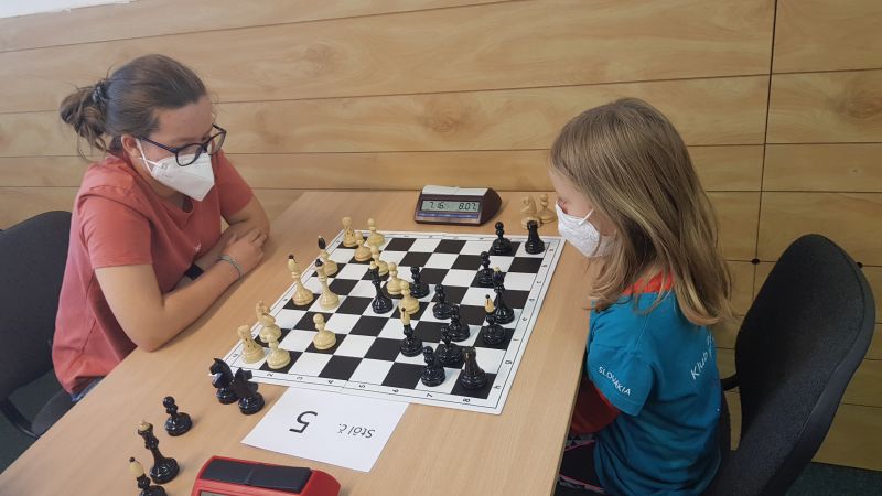 2.kolo: A.Mendelová - M.Šúňová 0:1 Miška sa bodovo nezastavila ani v druhom kole 002