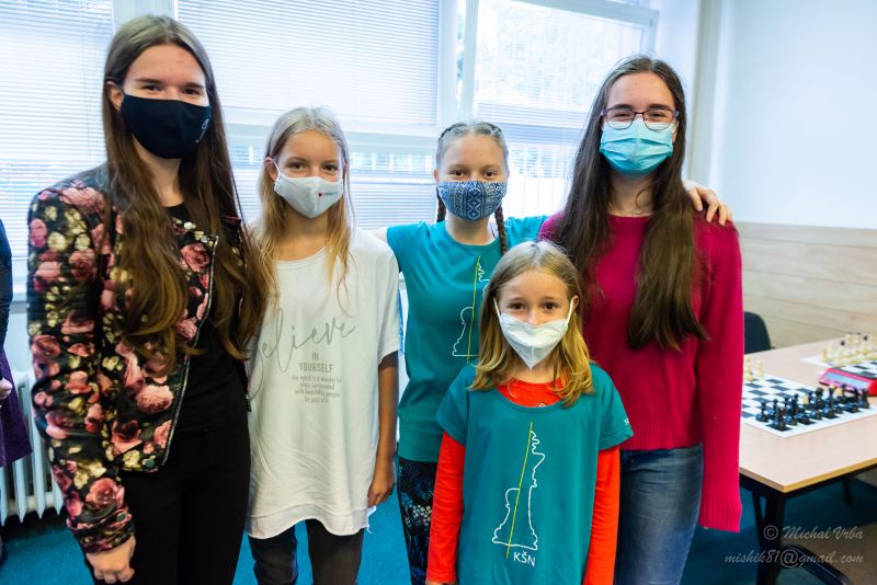 Pred príchodom Ninky (FB konto BŠA) 004