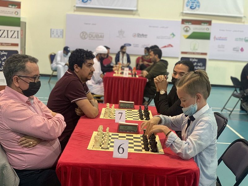 7.kolo: GM W.Arencibia Rodriguez - C.R.Mészáros 1:0 Odmena za Ryanov vydarený turnaj, súper zvučného mena 294
