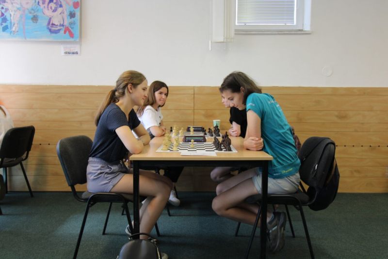 2.kolo: L.Tomčániová - L.Strišková 0:1 Výhra Lucke výrazne prispela k neskoršiemu prvému miestu 014