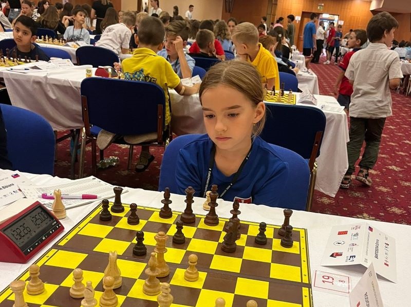 G08 - Emma Bartošová 566