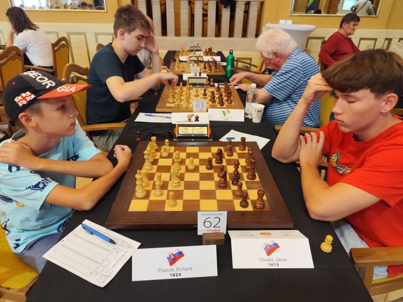 8.kolo: R.Pisarčík - J.Osvald 1:0 (zdroj: album organizátora podujatia) 036