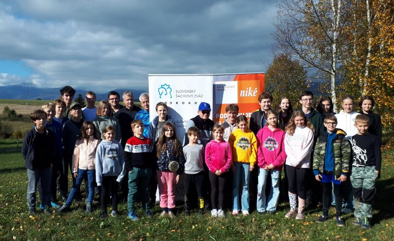 Spoločná fotografia účastníkov sústredenia 081