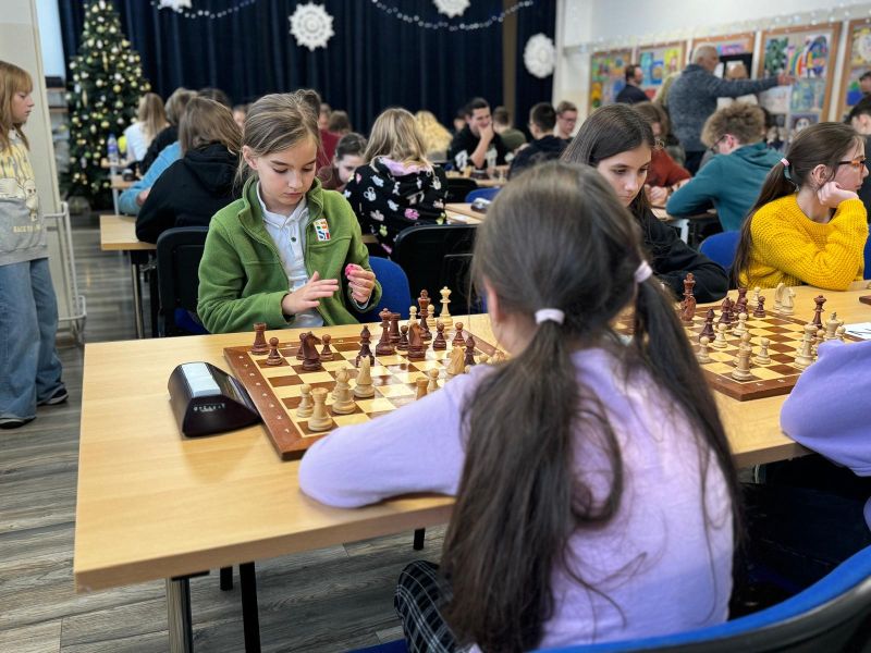 7.kolo: K.Huttová - E.Bartošová 0:1 Cenná výhra v záverečnej partii 183