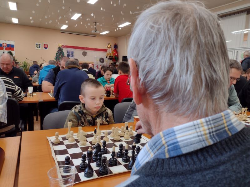 7.kolo: D.Hrdý - P.Hatala 0,5:0,5 273