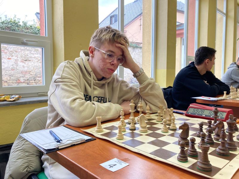 1.kolo: J.Ďurana - H.Debczak 1:0 277