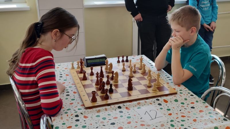 7.kolo: M.Paľun - A.Sekerešová 1:0 424