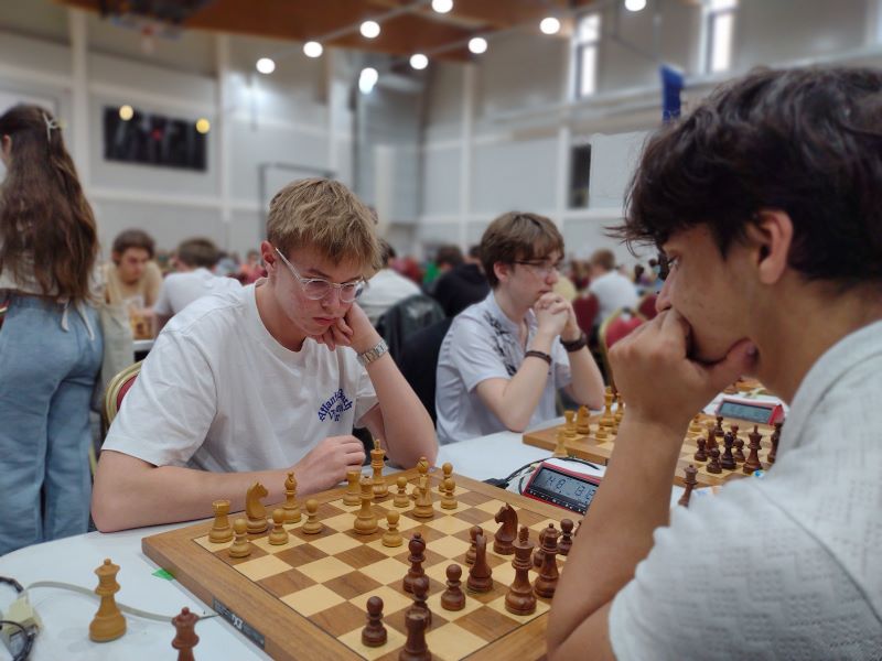 CH16 - Jonáš Ďurana 521