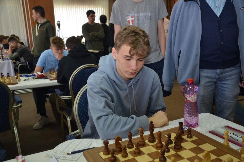 CH18+CH20 - Igor Adamík (zdroj: web organizátora súťaže) 571