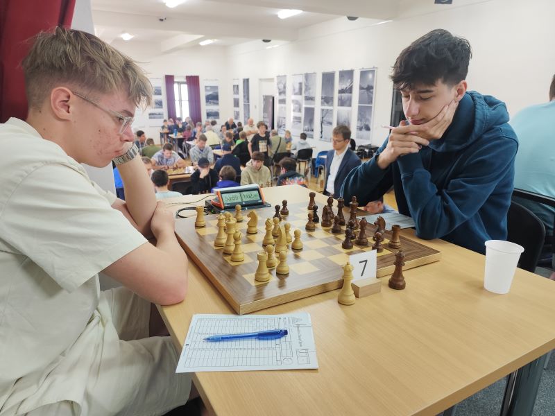 3.kolo: J.Ďurana - O.Turis 0,5:0,5 (zdroj: archív organizátora súťaže) 622