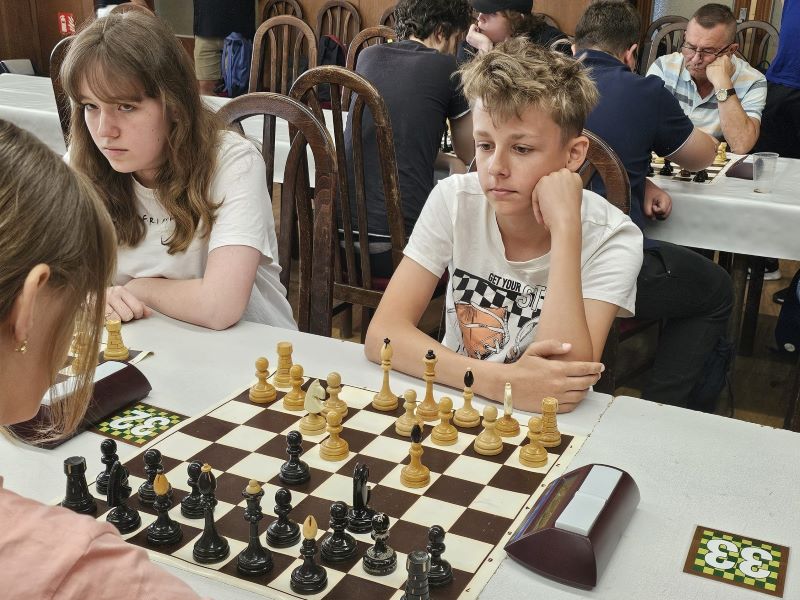 1.kolo: R.Pisarčík - K.Vargová 1:0 634